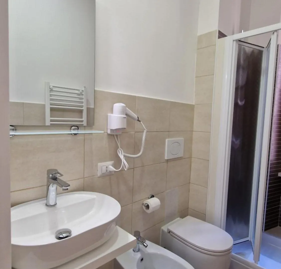 Susy'S Guest House - Room Spagna Rom